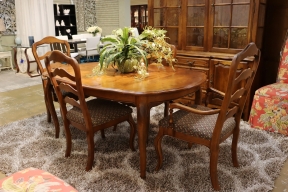 Ethan Allen Table W/4 Chairs